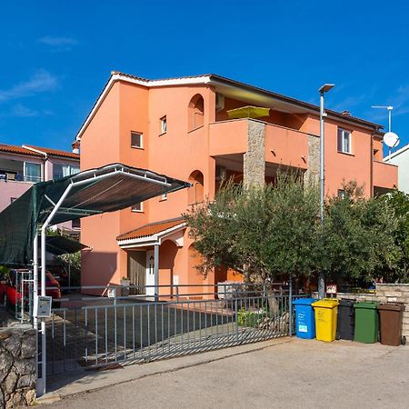 Beautiful Apartment In Krk With Kitchen Krk Town Dış mekan fotoğraf